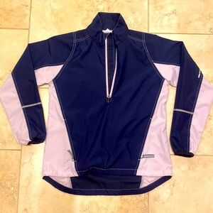 Womens New Balance Med. pullover 3/4 zip lightweight windbreaker navy/lavender